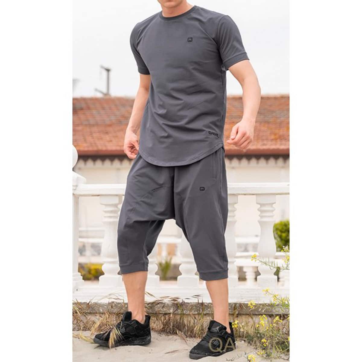 Conjunto Nautik (saroual curto e T-shirt) - Cinzento-carvão - Marca Qaba'il