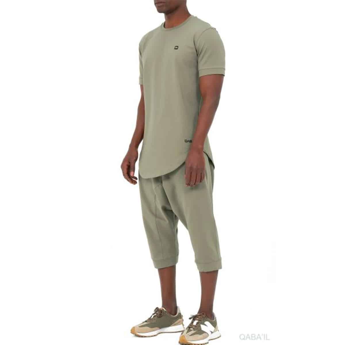 Conjunto Nautik (calça Saroual e T-shirt) - Cáqui claro - Marca Qaba'il