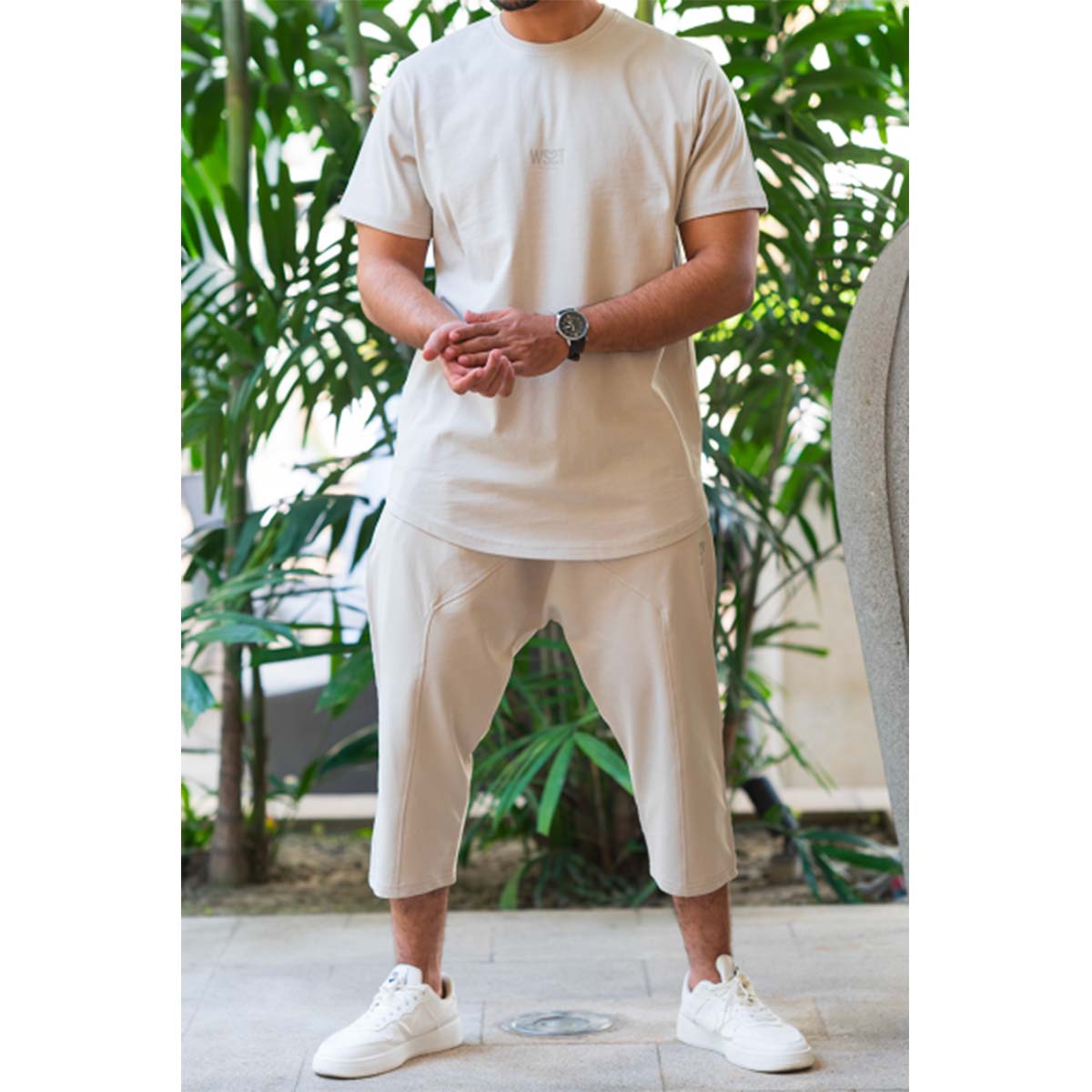 Combiset (Aladdin short en oversized T-shirt) - Beige - Merk Wassat